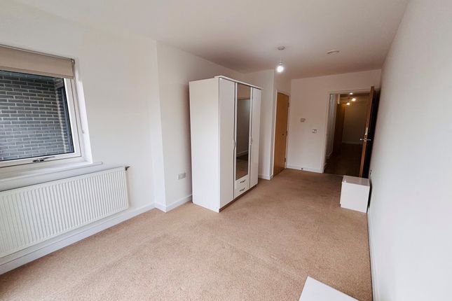 24 Coral Court, Telford Road, LONDON photo 4
