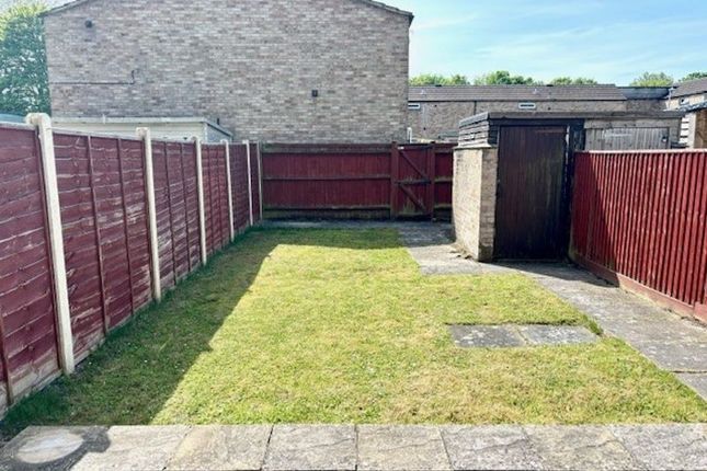 2, Macaulay Square, Calne photo 3