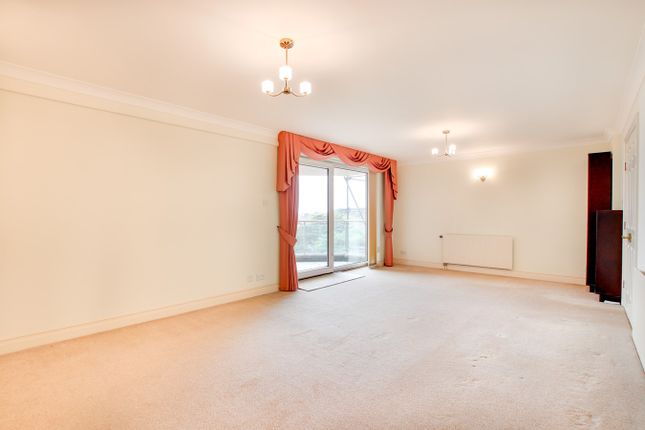 Flat for sale in 91 Manor Road, Bournemouth
