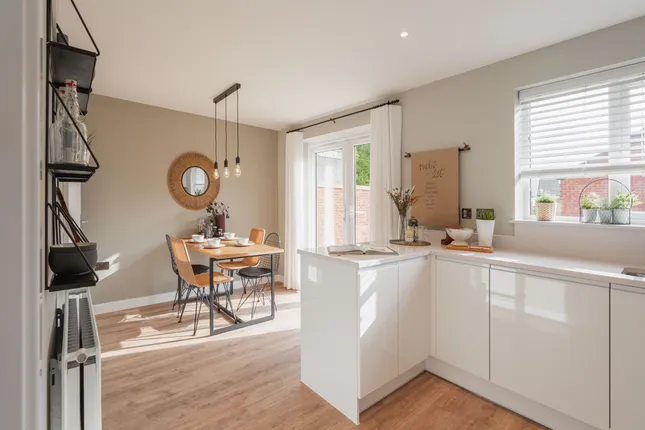 Charles Church - De Lucy Place