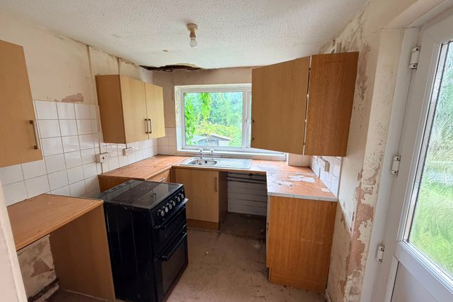 18, Victoria Street, Mountain Ash photo 3