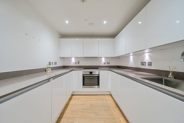 3, Howe House, 20, Love Lane, Woolwich photo 3