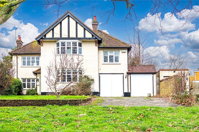 Thumbnail Detached house for sale in Chaulden Lane, Chaulden, Hemel Hempstead, Hertfordshire