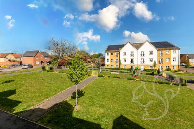 Town house for sale in Heckford Road, Great Cornard, Sudbury