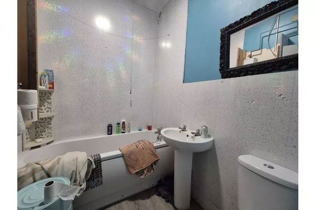 Flat 2, 43, Canterbury Road, Margate photo 3