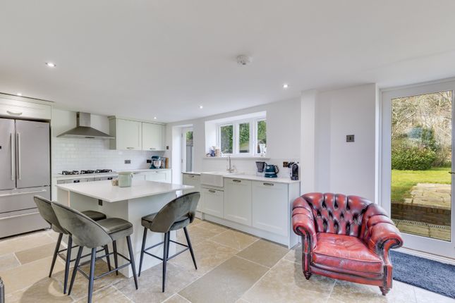 5 Home Farm Court, Putteridge Park, Hertfordshire photo 4
