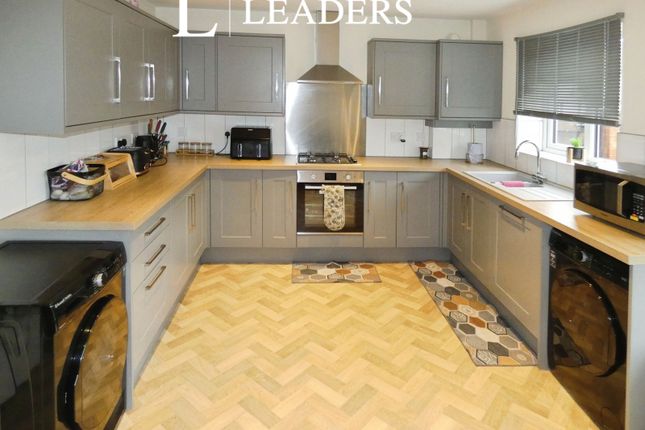109, Doncaster Road, Worksop photo 3