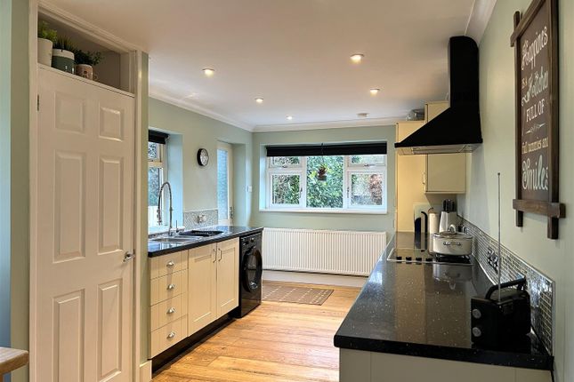 6, Marton Close, Congleton photo 2