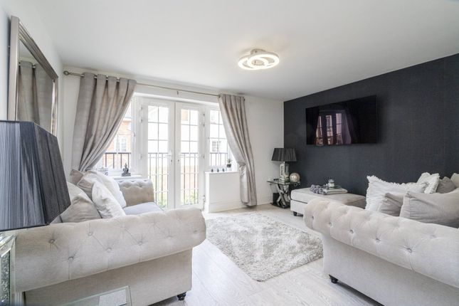 Flat for sale in Grange Road, Chalfont St. Peter, Gerrards Cross