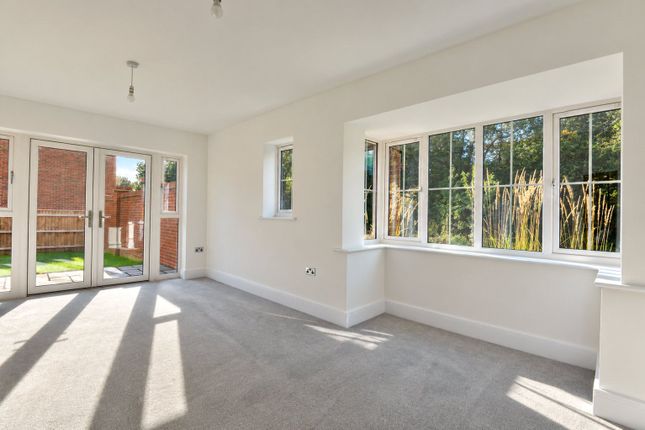 Plot 30, Alderholt photo 3