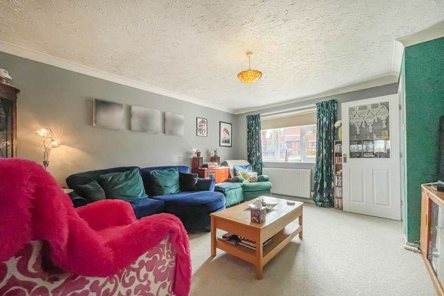 30, Woodhouse Close, Sheringham photo 4