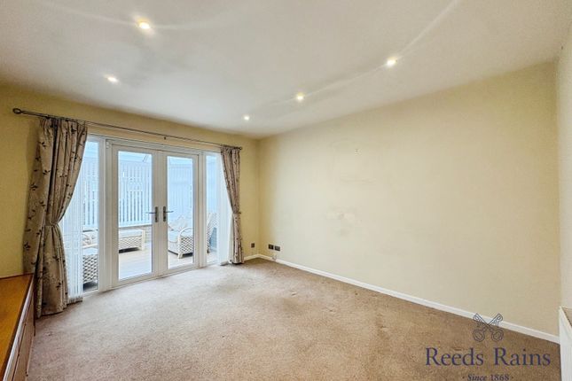 9, Kinver Drive, Tyne and Wear photo 4