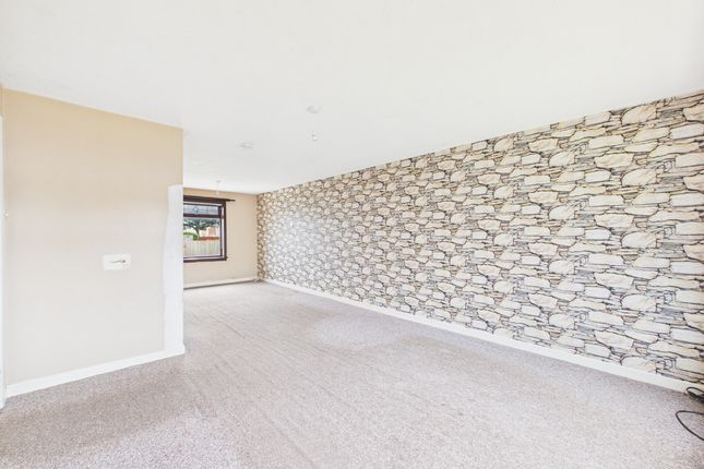 57, Morar Place, Irvine photo 2
