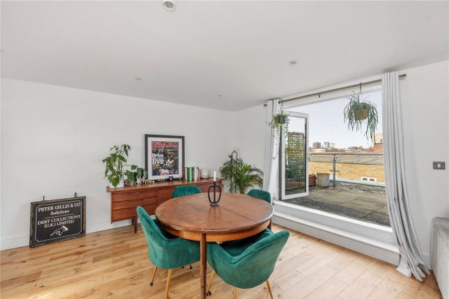 3-bed house on Flat 17, 1, Hare Marsh, London, £750,000