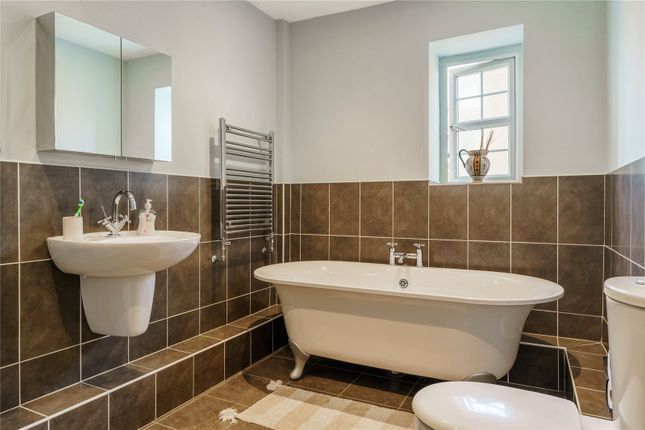 58, Pontefract Road, Pontefract photo 4