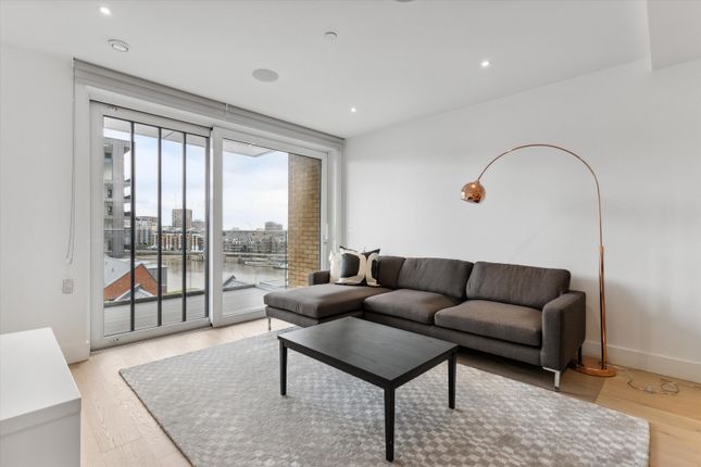 Thumbnail Flat to rent in Central Avenue, London