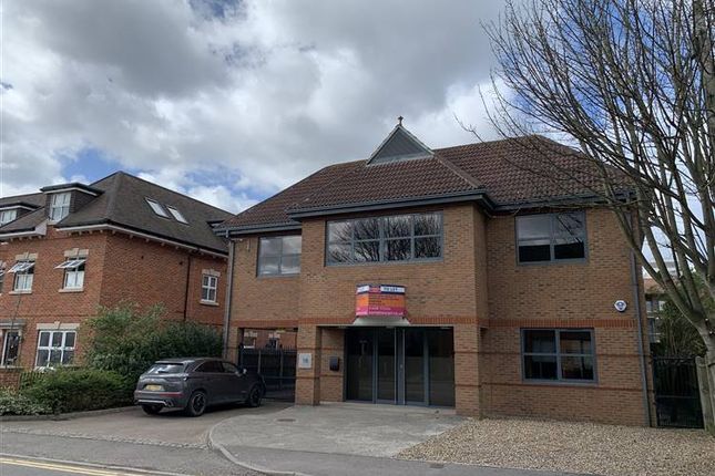 Thumbnail Office to let in 18 Forlease Road, Maidenhead