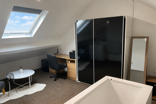 305 Welford Road, Leicester photo 5