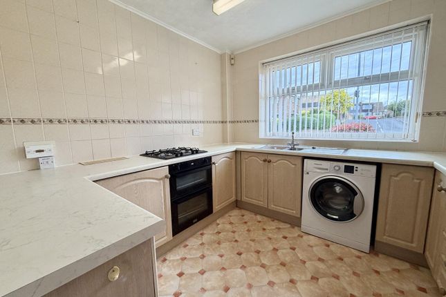 68, Ringway, Leeds photo 3