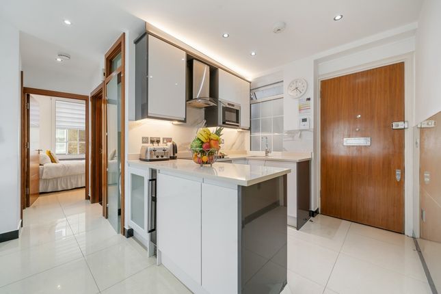 Flat 25, Cumberland Court, Great Cumberland Place, London photo 5
