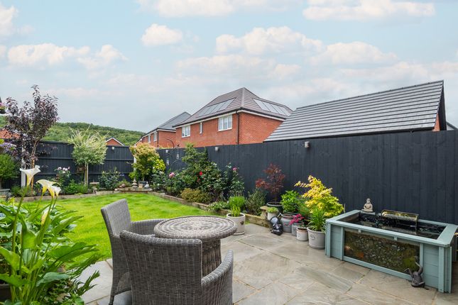 29, Greenways Road, Burton-on-Trent photo 4