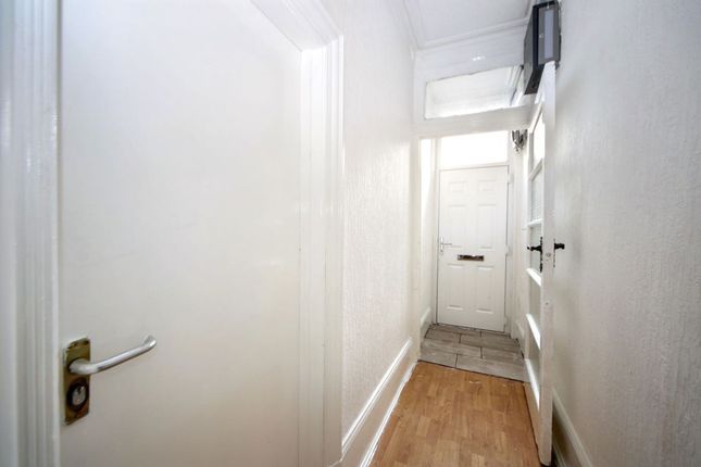 Flat 2, 78, Park Road, Wigan photo 2