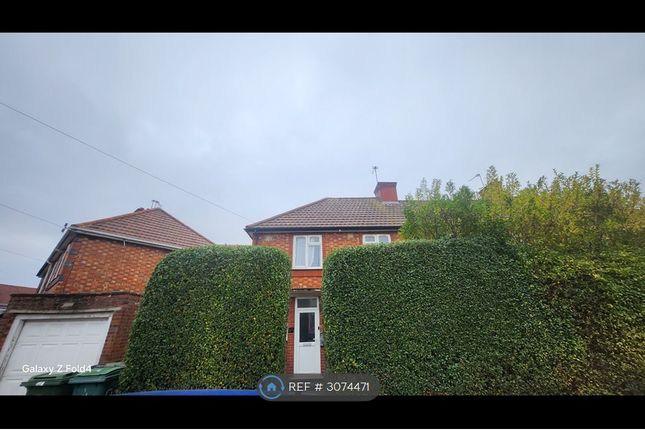 Carlyon Road, Wembley photo 4