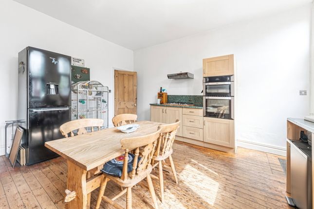 5, Lucy Avenue, Leeds photo 4
