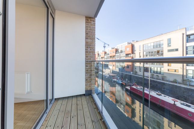 Thumbnail Flat to rent in Slate House, 11 Keymer Place, Canary Wharf, London