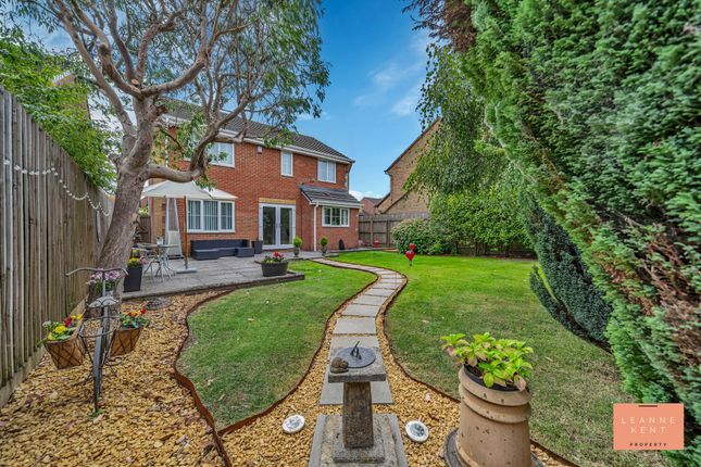 7 Wesley Road, Caerphilly photo 4