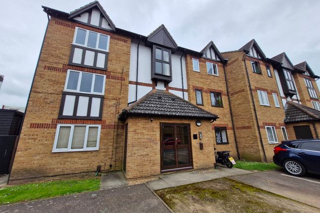 Thumbnail Flat to rent in Mill Close, Wisbech