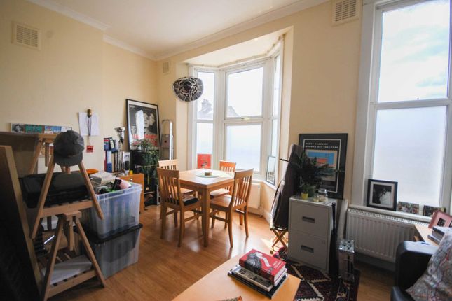 43b, Grange Park Road, London photo 3