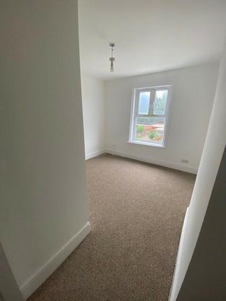 184 Radstock Road, Radstock Road, SO19 2HU, Southampton photo 5