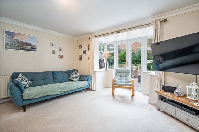 1, Kestrel Drive, Nottingham photo 3