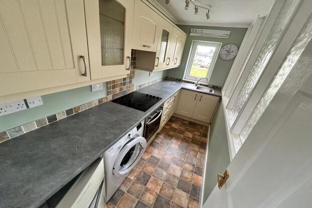 Flat to rent in Glan Gors, Harlech