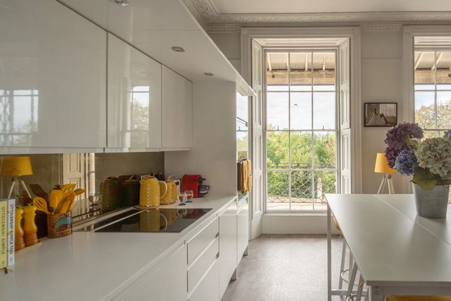Flat FFF, 10, Raby Place, Bath photo 4