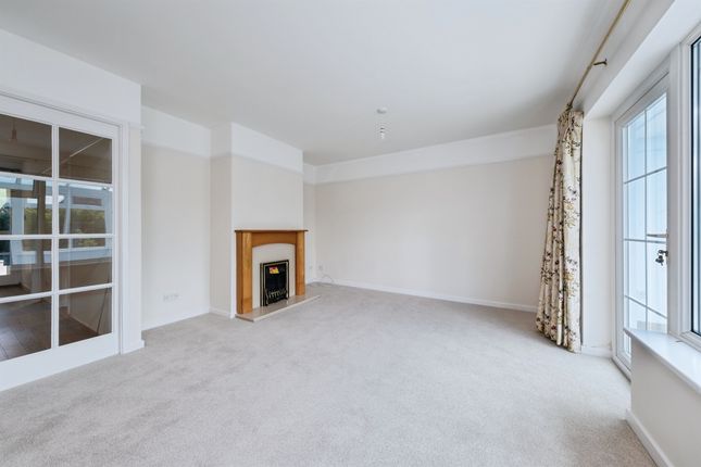 5, Highlands Road, Buckingham photo 3