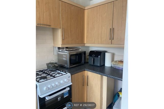 Maybush Road, Wakefield photo 2