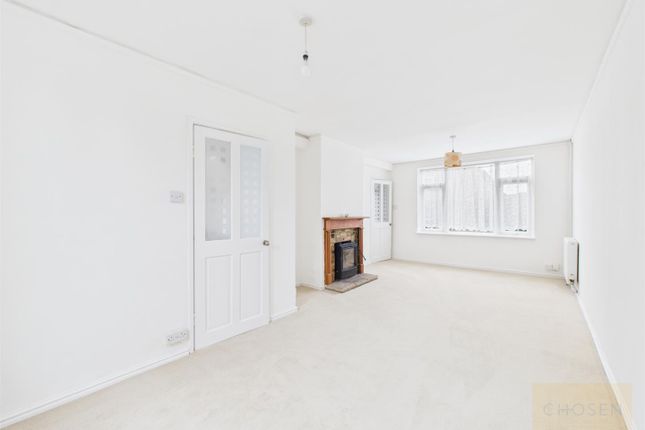 15, Humber Place, Gloucester photo 4