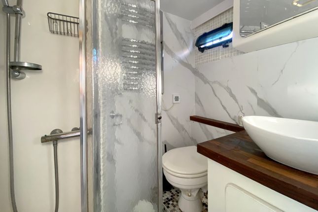 South Dock Marina, Rope Street, London photo 2