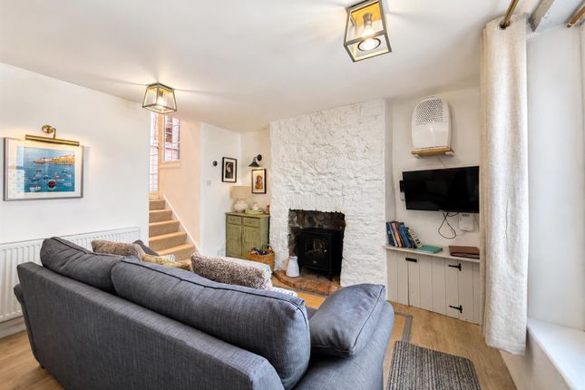 Lantern Cottage, 9, St. Peters Hill, Brixham photo 3
