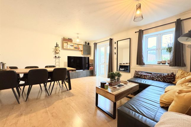 8, Clodan Mews, St. Columb photo 3