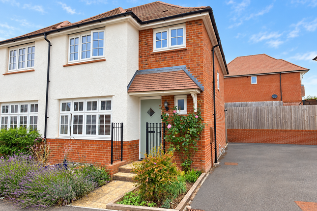 3-bed semi-detached on Exeter, £350,000