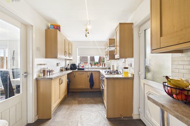 21, Selvey Avenue, Great Barr photo 3