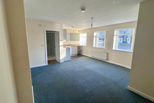 Flat 1, 140, Liverpool Road, Manchester photo 3