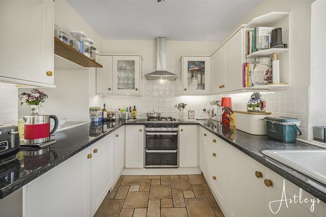 13, Eaton Crescent, Swansea photo 3