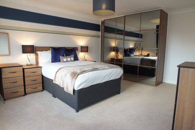 Room 6, 6, Pascal Crescent, Reading photo 2