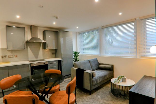 Flat 115, Green Lane, Yeadon photo 3