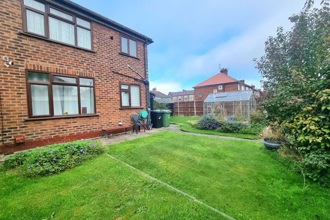 48 Beech Road, Sale photo 4