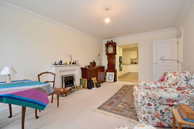 Flat for sale in Goldsmiths Lane, Wallingford